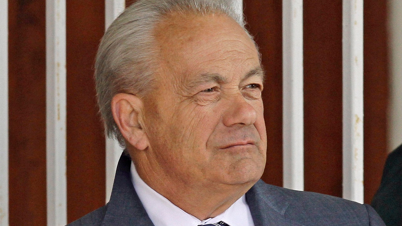 Breeders' Cup bans Hall of Fame trainer Jerry Hollendorfer